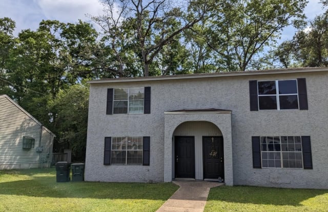 2027 Pecan - 2027 Pecan Court, Tallahassee, FL 32303