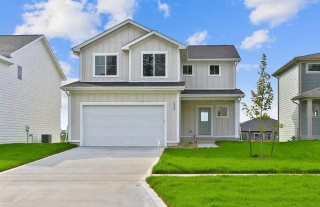 Beautiful Newer Home in West Des Moines photos photos