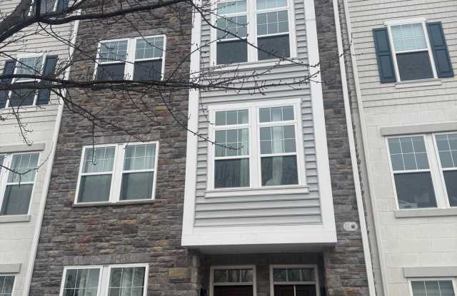 220 CHARLES ELLIS Drive