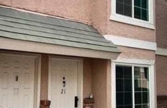 1055 W 5TH Street unit: 21