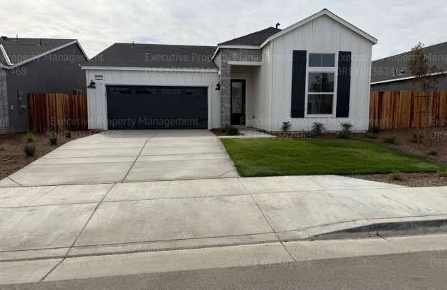 Newly constructed 3 bedroom/ 3 bathroom home near Gosford Rd/ Mc Cutchen Rd