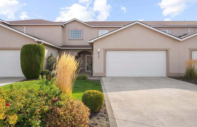 6005 Mia Lane