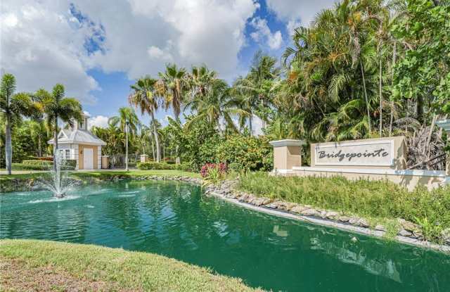 1825 Bridgepointe Circle unit: 16