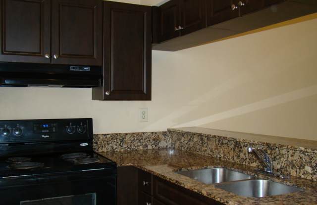 Slashed Rates SPECIALS up to 1 MONTHS FOR FREE ON SELECT UNITS Price Reduced