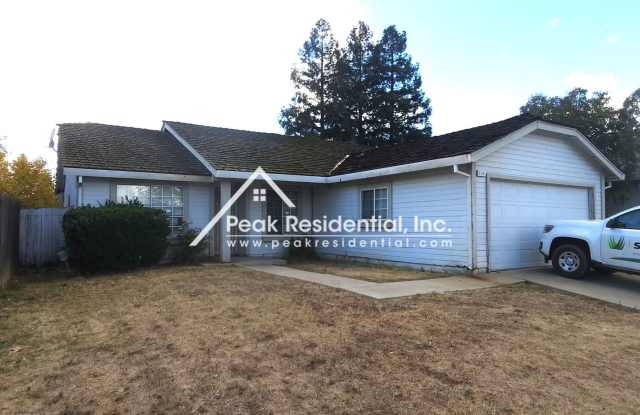 Affordable 3bd/2ba Elk Grove Home with 2 Car Garage