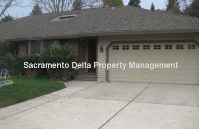 1157 Spruce Tree Circle - 1157 Spruce Tree Circle, Sacramento, CA 95831