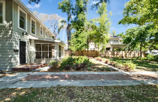 809 South Delaware Avenue