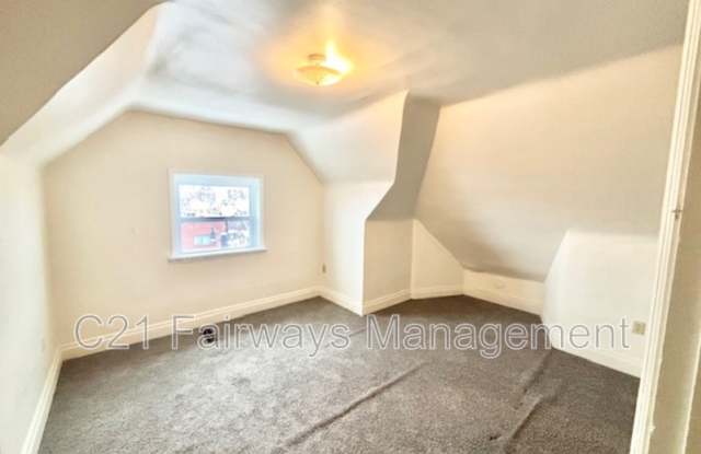 703 Brookline Boulevard - 2