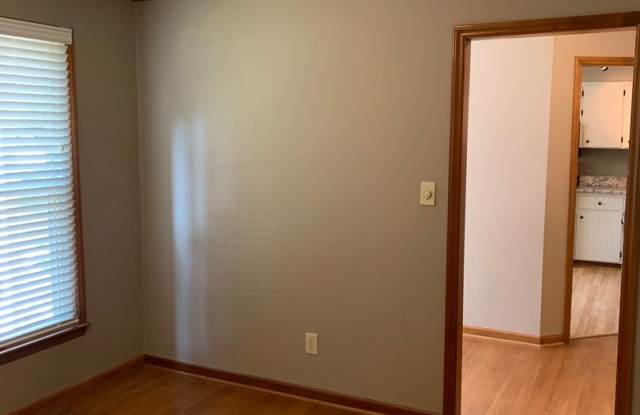 Room in 3 Bedroom Home at 2625 Sawmill Rd