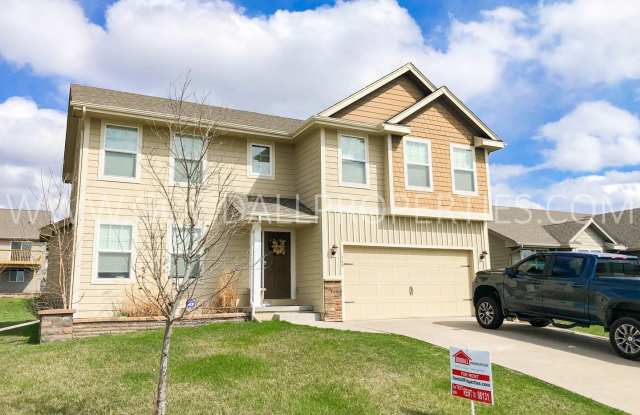 4 Bedroom, 2.5 Bathroom Home in Ankeny photos photos