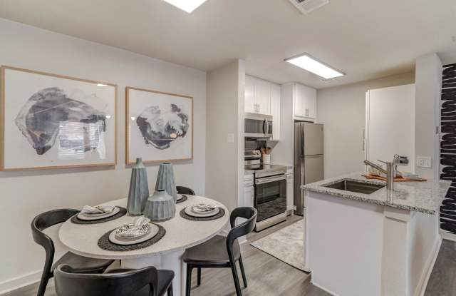 Huntington Glen Apartments