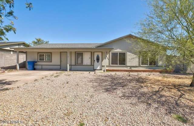 802 W Westchester Avenue