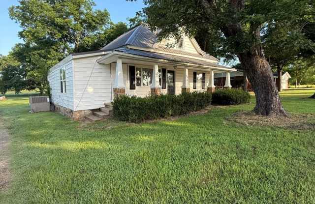 939 Bell Rd.