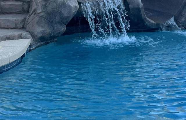 5361 S CROSSCREEK Drive