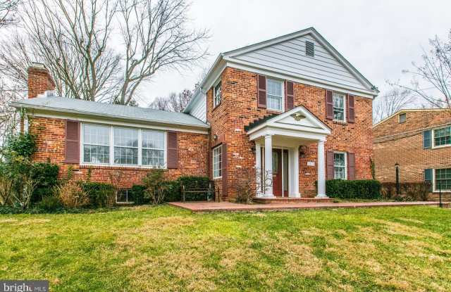 Photo of 8414 W BOULEVARD DRIVE