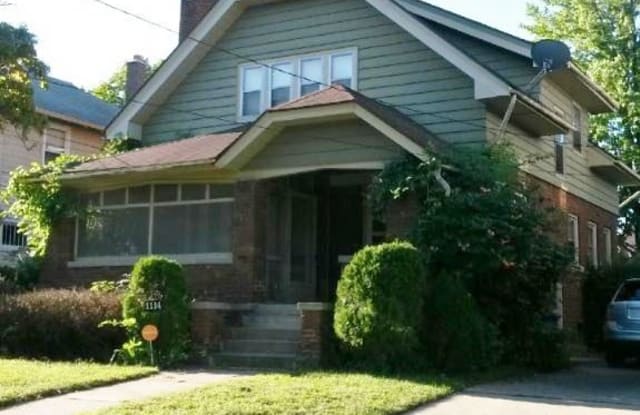 1114 Franklin St SE - 1114 Franklin Street Southeast, Grand Rapids, MI 49507