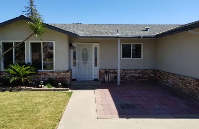 1649 E. Frances Ave. - 1649 East Frances Avenue, Tulare, CA 93274