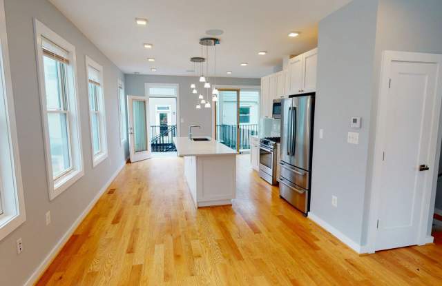 Photo of 409 Upshur St Nw