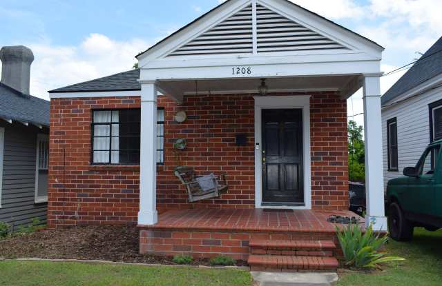 1208 Hickman Road - 1B