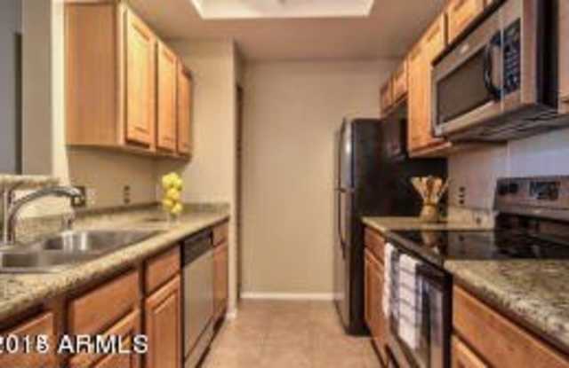 Photo of 3830 E LAKEWOOD Parkway E unit: 1174