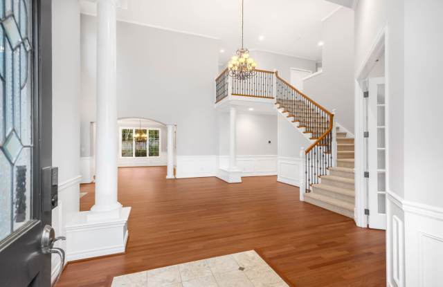 Stunning Sammamish Home, this home is a lifestyle!!