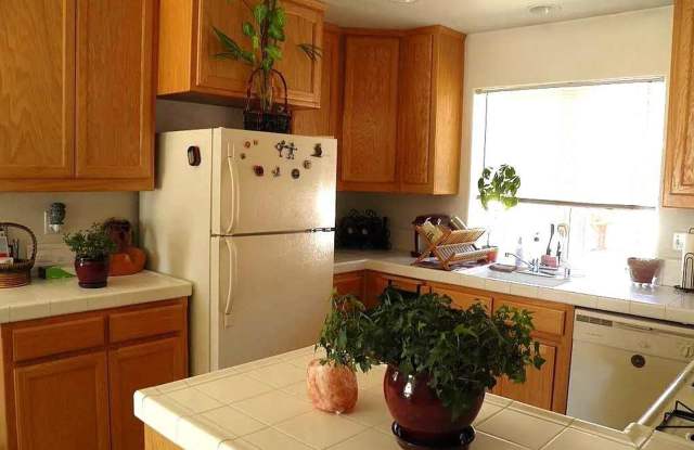 2 bedroom, 2 bath in Grass Valley, CA