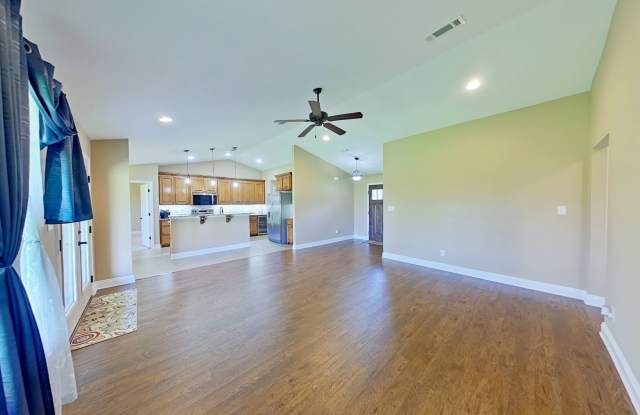 8756 El Paseo Street