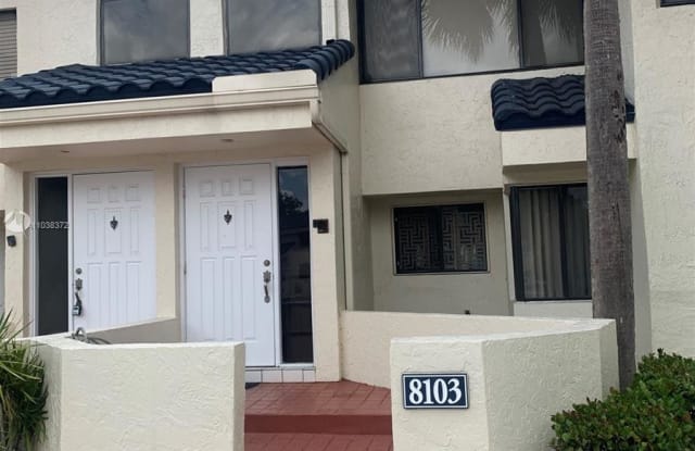 8103 NW 17th Mnr - 8103 NW 17th Mnr, Plantation, FL 33322