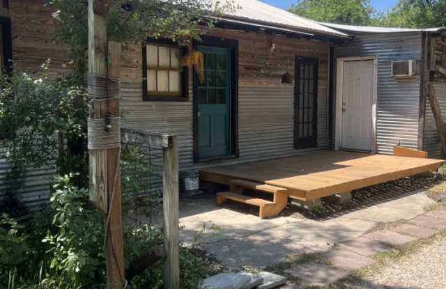 Photo of 5706 William Holland Avenue