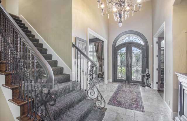 5012 West 149th Street