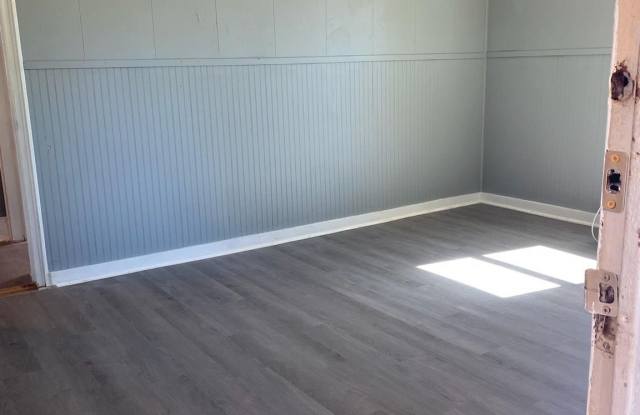 327 39th Street Place SW