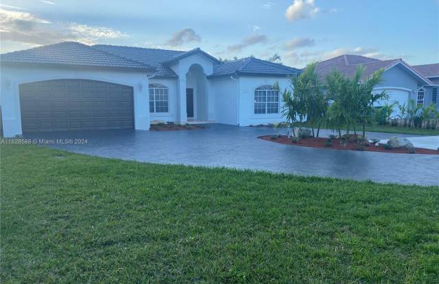 2682 SW 139th Pl - 2682 Southwest 139th Place, Miami-Dade County, FL 33175