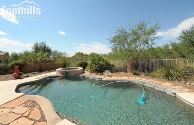 5201 Spring View Dr - 5201 N Spring View Dr, Tanque Verde, AZ 85749