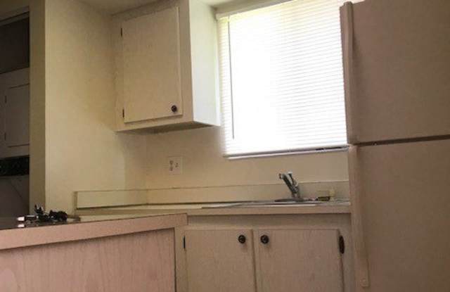 5837 Queen Elizabeth Way unit: 1