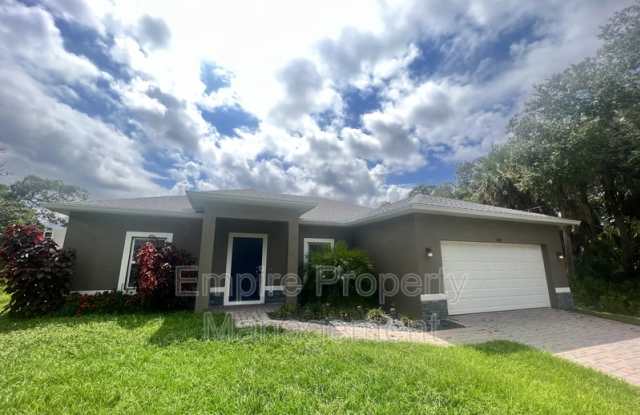 2441 Stagnaro Rd