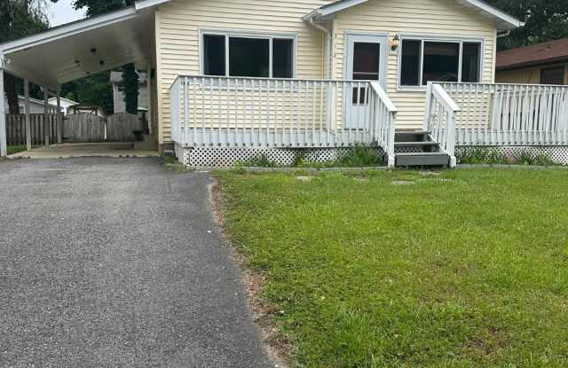 312 WHITE SANDS Drive