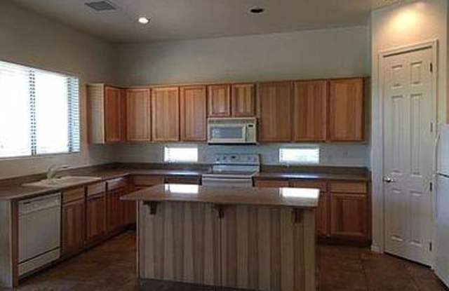 6505 E Stratford Dr - 6505 Stratford Drive, Prescott Valley, AZ 86314