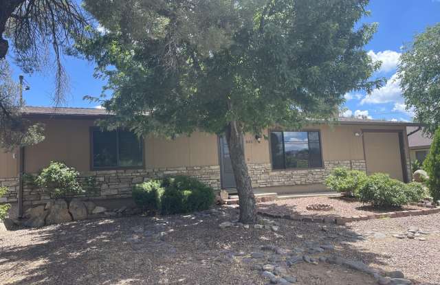 885 Douglas Lane
