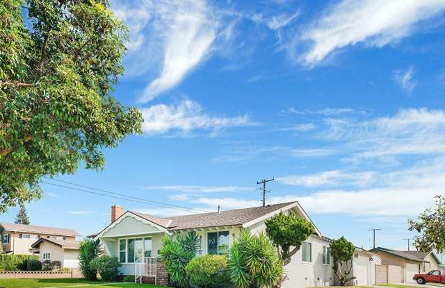 834 S Oakhaven Drive