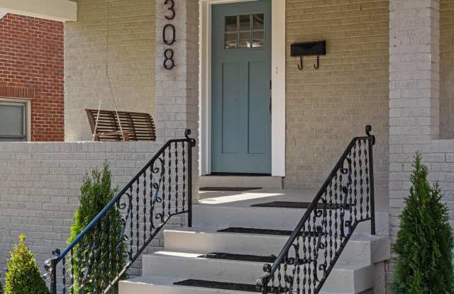 Photo of 308 Breckenridge Ln