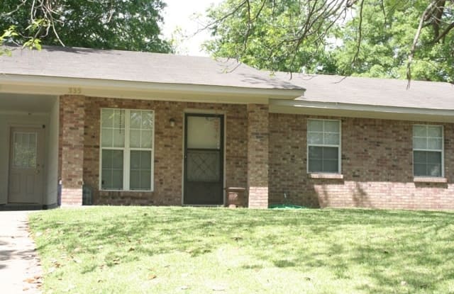 335 Southridge Dr - 335 Southridge Drive, Ridgeland, MS 39157