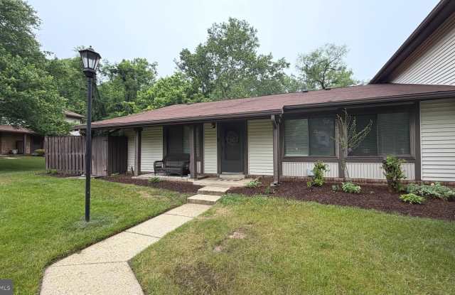 56 CABLE HOLLOW Way