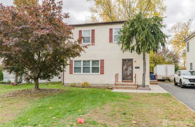 Photo of 596 4th Avenue