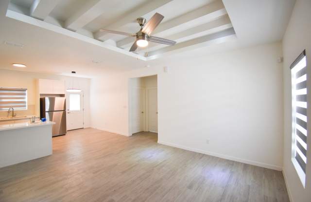 308 West Campeche Avenue - 4