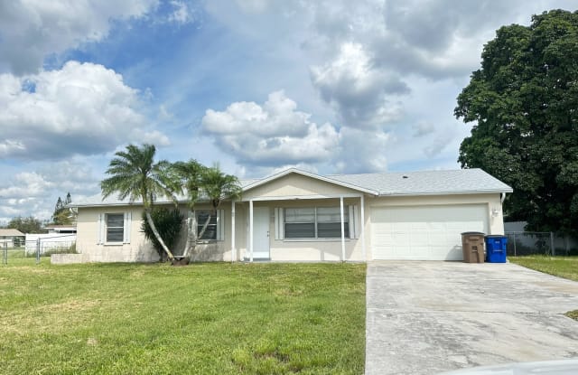 129 Stetson St - 129 Stetson Street, Lehigh Acres, FL 33936