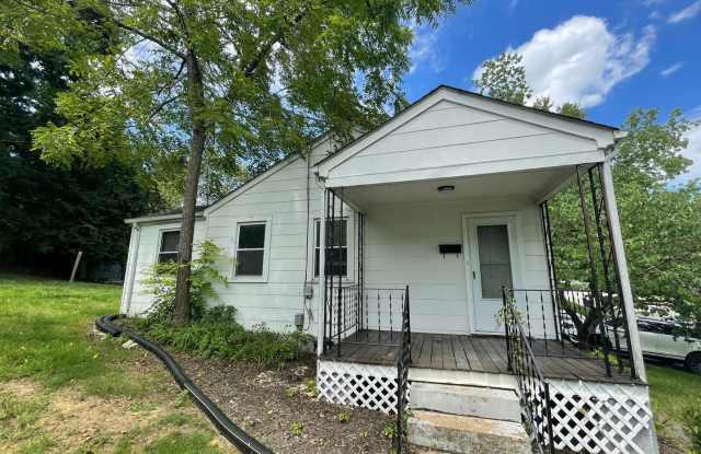 Radford 2 Br/1 Ba, Available Jan. 2nd