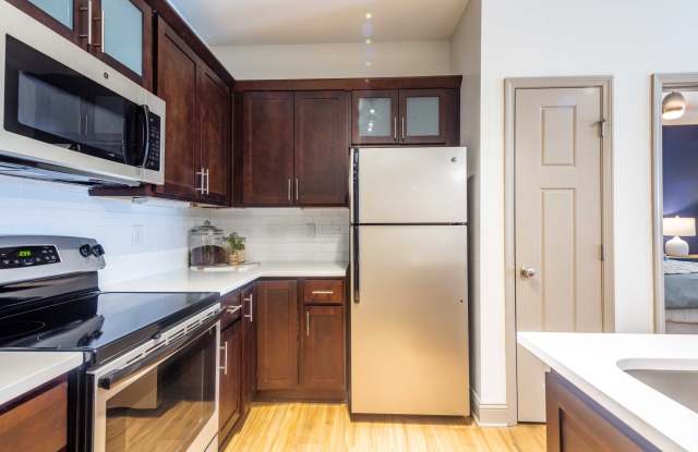 Photo of Hawthorne at the Station