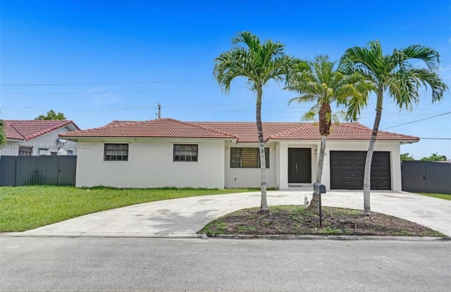 3771 SW 136th Ct - 3771 Southwest 136th Court, Tamiami, FL 33175