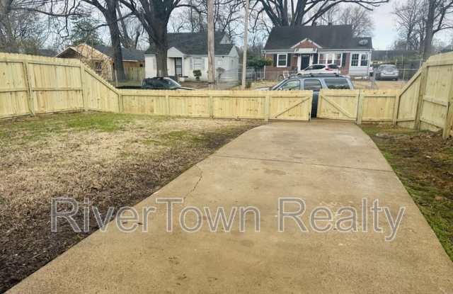 3131 Faxon Ave