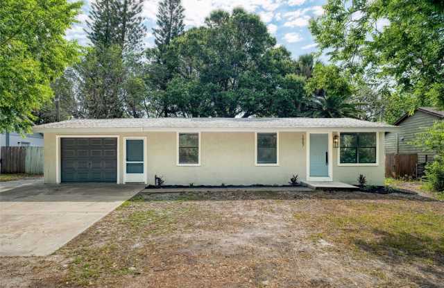 Photo of FOR RENT!!! FULLY REMODELED 3 BEDROOM 2 BATH HOME IN DAYTONA...